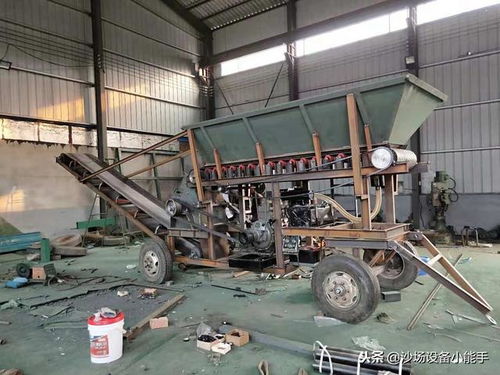 移動(dòng)版制砂機(jī)可破碎鵝卵石,風(fēng)化石,煤矸石,建筑垃圾,時(shí)產(chǎn)25噸