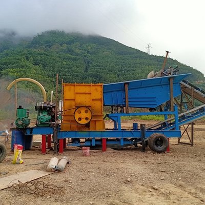 昆明移動式破碎機(jī) 移動式煤炭粉碎機(jī) 小型制砂機(jī)